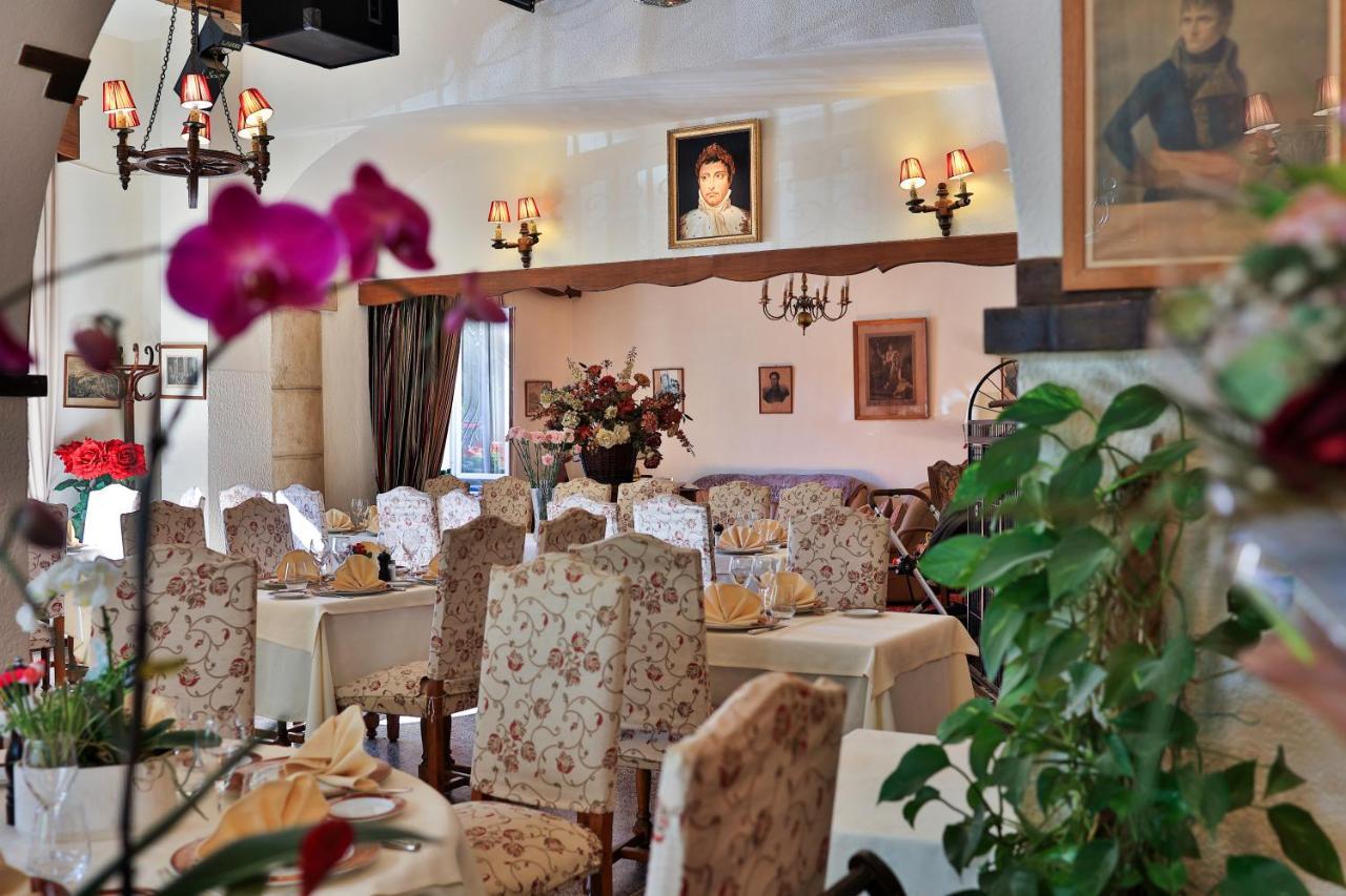 Logis Le Relais Imperial Hotel Saint-Vallier-de-Thiey Exterior foto