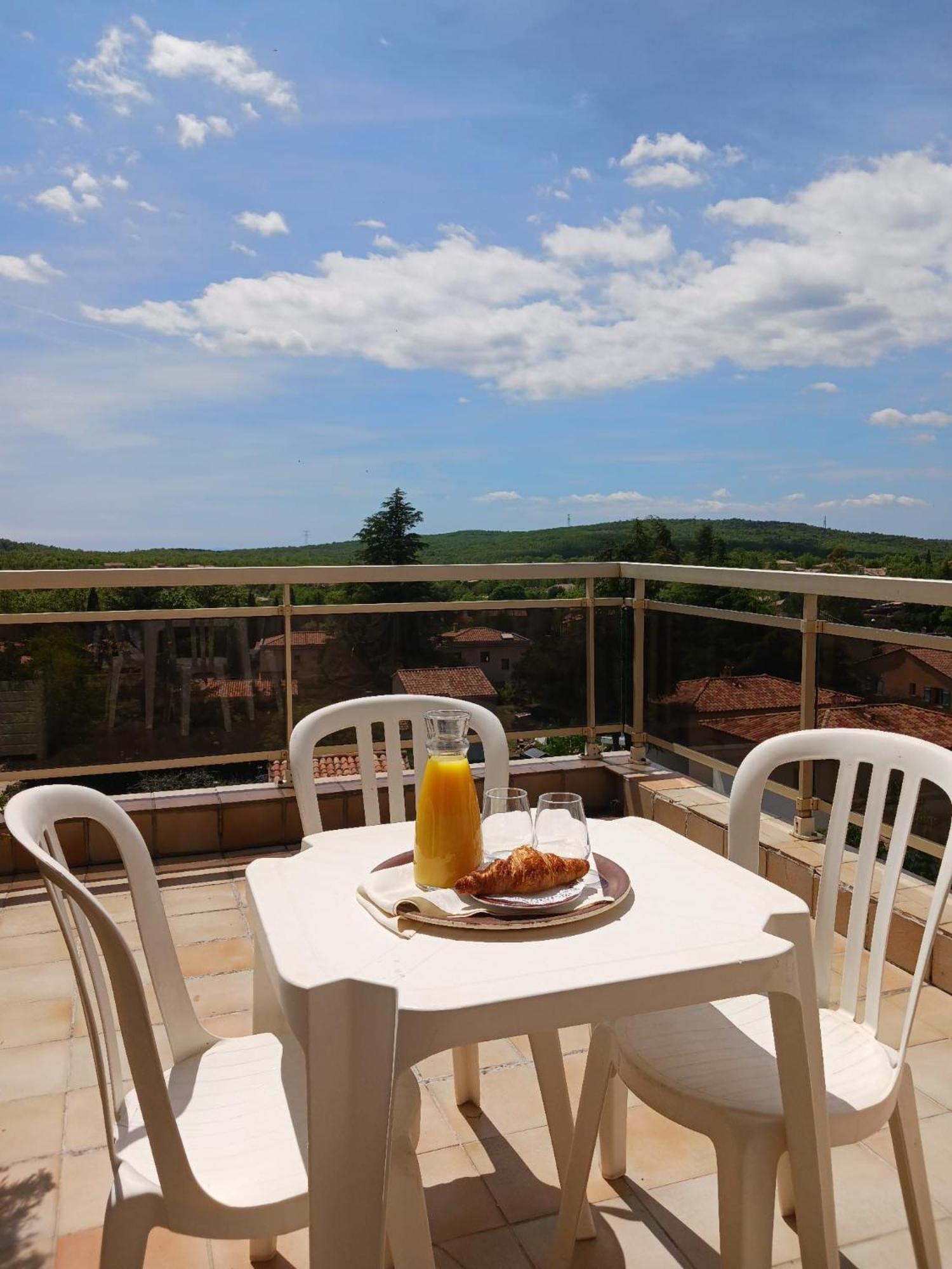 Logis Le Relais Imperial Hotel Saint-Vallier-de-Thiey Exterior foto